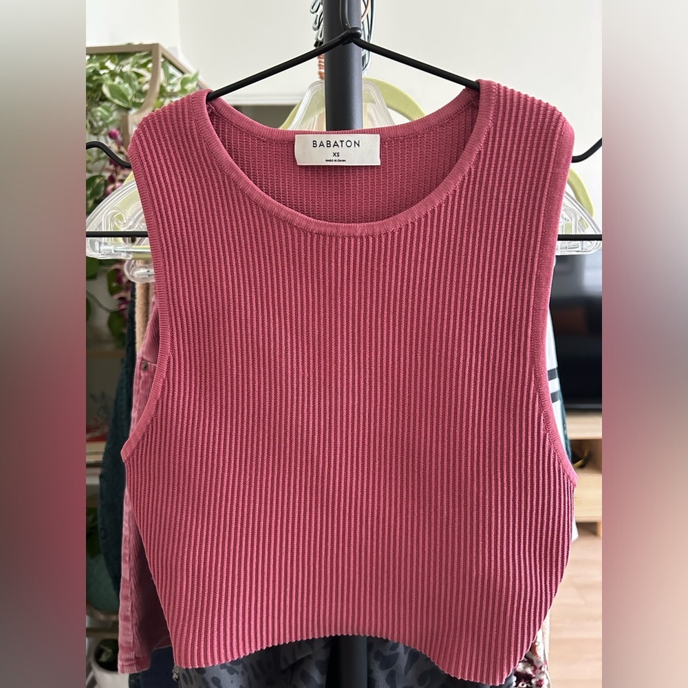Babaton Tank. Size Extra Small. Color: Pink.